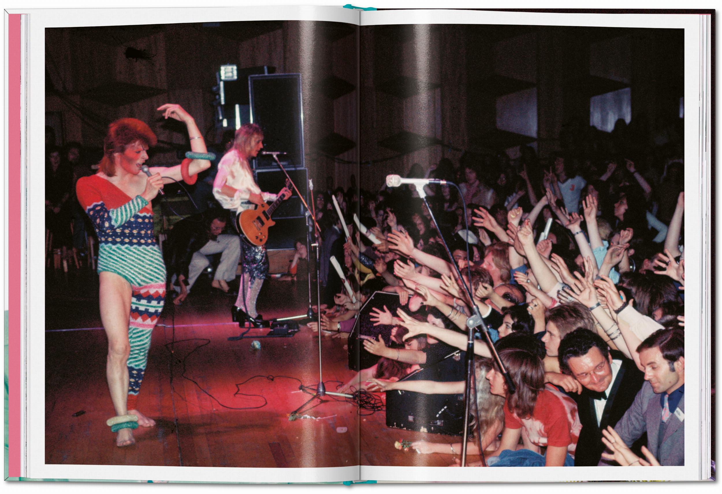 Mick Rock. the Rise of David Bowie. 1972-1973 – Plastic Books